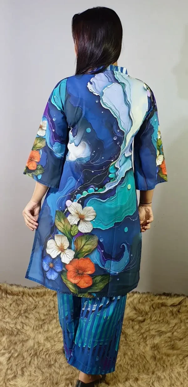 Elegant Floral Matching Set Colors Smile