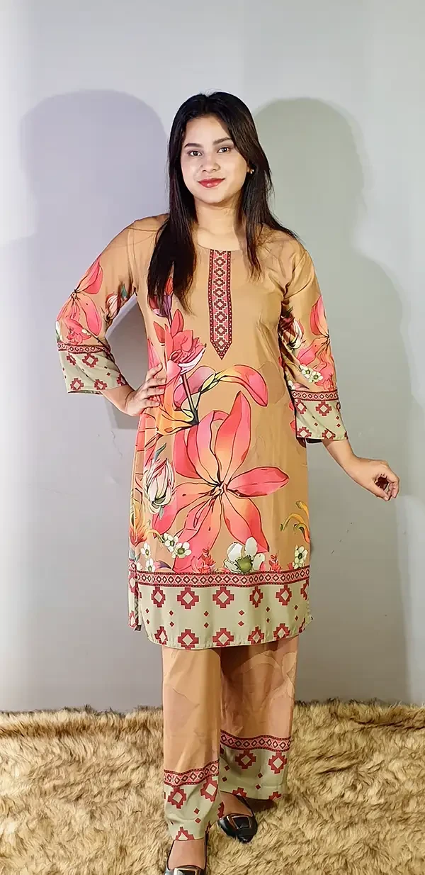 Trendy Co-Ord Set Fashionable Two Piece Outfit